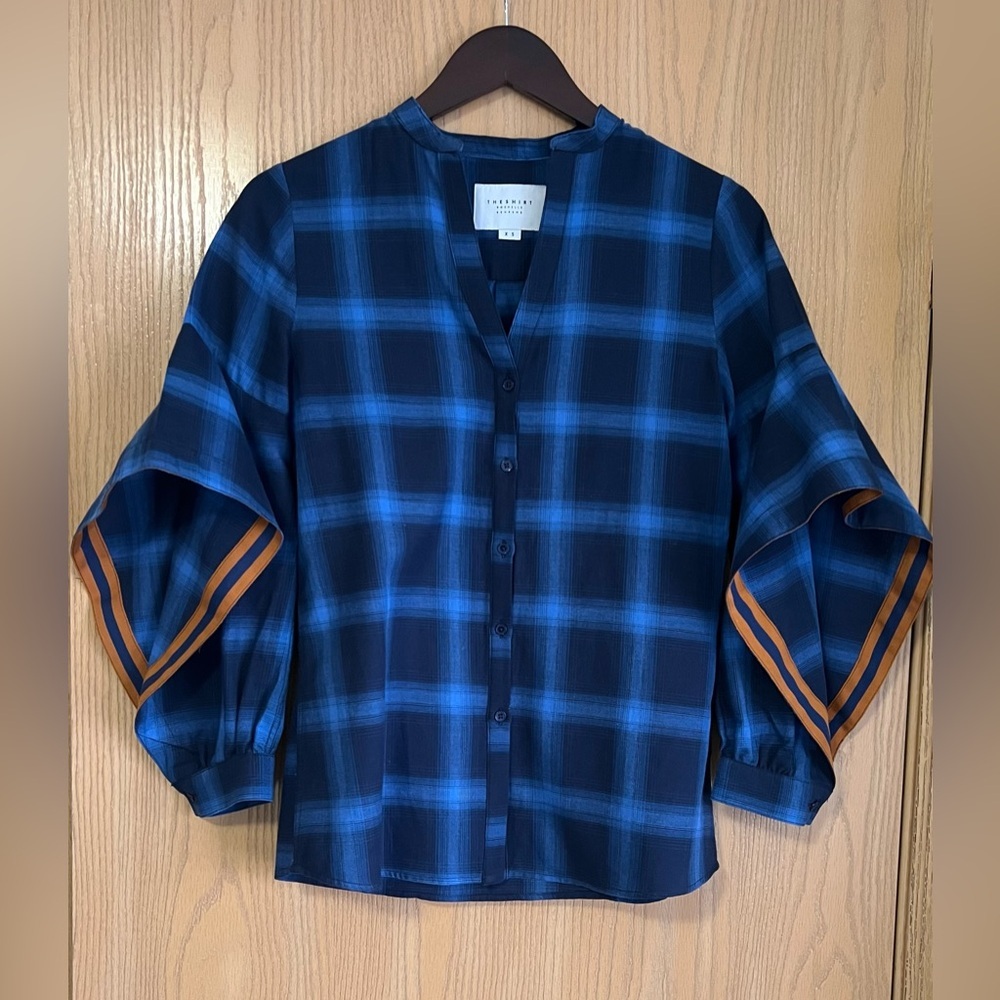 The Shirt Rochelle Behrens | Women’s SZ XS | Blue Plaid Shirt Open Split Sleeve